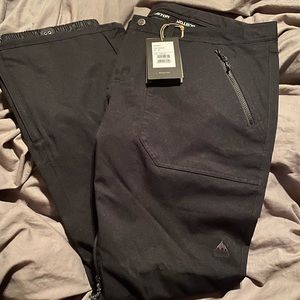 NWT Burton Vida Pant